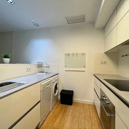 Modern & Cozy Flat In Center Granada-3